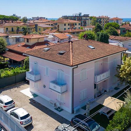 Villa Amelia Rooms Marina di Pietrasanta Exteriér fotografie