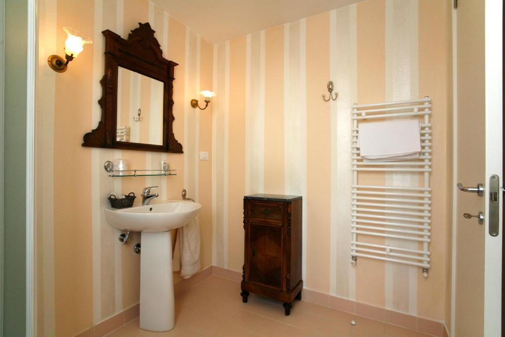 Villa Amelia Rooms Marina di Pietrasanta Pokoj fotografie
