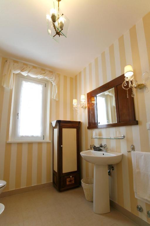 Villa Amelia Rooms Marina di Pietrasanta Pokoj fotografie